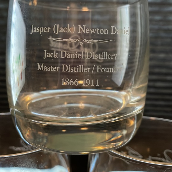 3 Vintage Jack Daniel’s round taster glass. 3 different Master Distillers. - Picture 2 of 5